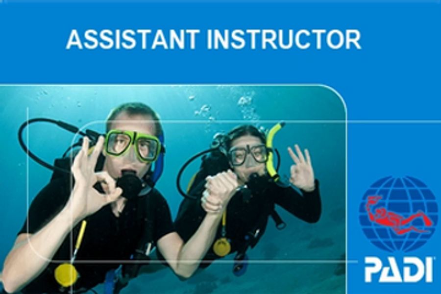 PADI Assistant Instructor course cover