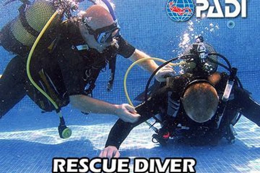 PADI Rescue Diver course cover